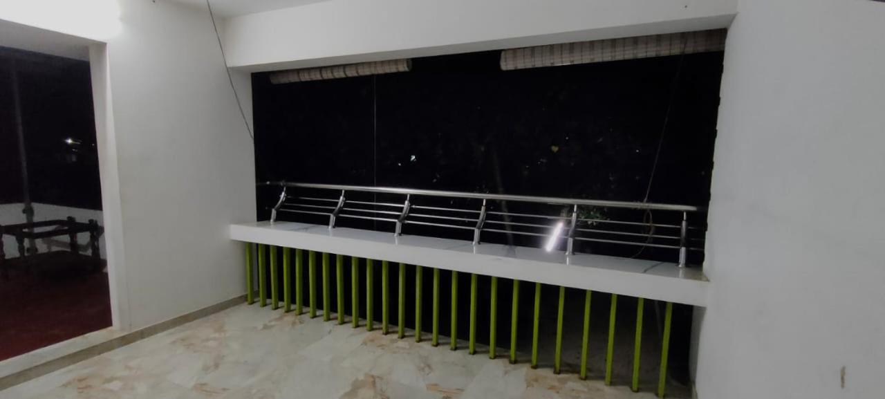 Marari Sibiya Beach Villa Mararikulam Bagian luar foto