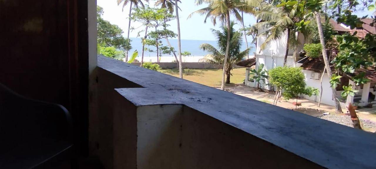 Marari Sibiya Beach Villa Mararikulam Bagian luar foto