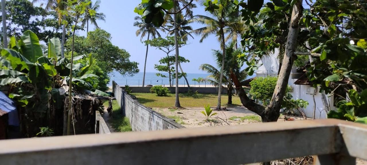 Marari Sibiya Beach Villa Mararikulam Bagian luar foto